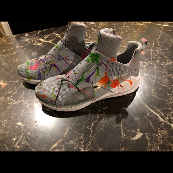 Puma - Picture 2 of 3